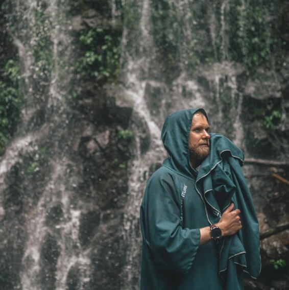 Župan LIFEVENTURE Changing Robes Compact, navy